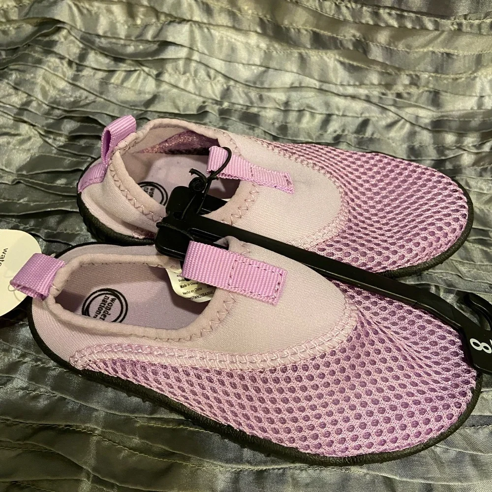 Wonder nation Purple Mesh Slip-On Water Shoes 7/8 toddler